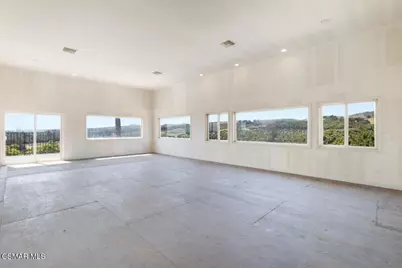 8445 Roseland Avenue, Moorpark, CA 93021 - Photo 63