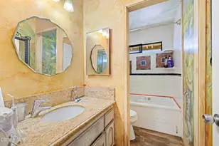 28831 Oakpath Dr, Agoura Hills, CA 91301 - Photo 9