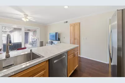 1122 Canterford Circle, Westlake Village, CA 91361 - Photo 15