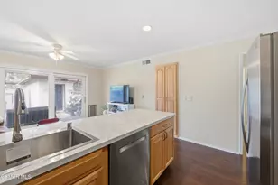 1122 Canterford Cir, Westlake Village, CA 91361 - Photo 15