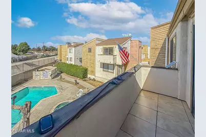 14715 Saticoy Street #8, Van Nuys, CA 91405 - Photo 11