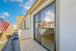 14715 Saticoy St, Van Nuys, CA 91405 - Photo 31