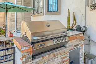 14715 Saticoy St, Van Nuys, CA 91405 - Photo 27