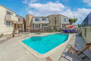 14715 Saticoy St, Van Nuys, CA 91405 - Photo 33