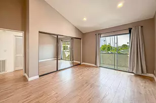 14715 Saticoy St, Van Nuys, CA 91405 - Photo 17