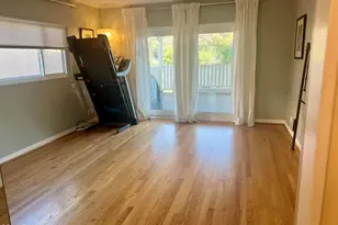 1542 Riverside Dr, Glendale, CA 91201 - Photo 23
