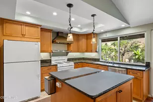 1641 Trafalgar Pl, Westlake Village, CA 91361 - Photo 3