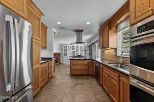 6435 Hazel Cir, Simi Valley, CA 93063 - Photo 15