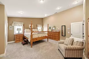 2056 Casual Ct, Simi Valley, CA 93065 - Photo 39