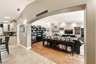 2056 Casual Court, Simi Valley, CA 93065 - Photo 25