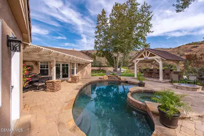 2056 Casual Court, Simi Valley, CA 93065 - Photo 49