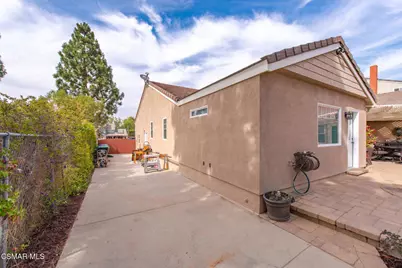 2056 Casual Court, Simi Valley, CA 93065 - Photo 53