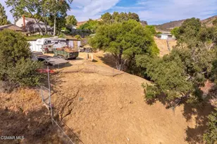2056 Casual Ct, Simi Valley, CA 93065 - Photo 81