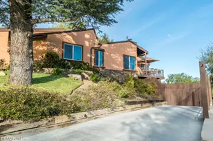 5734 Fairview Pl, Agoura Hills, CA 91301 - Photo 7
