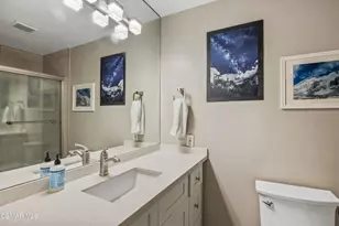 5000 S Centinela Ave, Los Angeles, CA 90066 - Photo 17