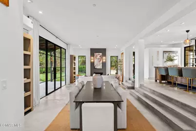 33235 Mulholland Highway, Malibu, CA 90265 - Photo 21