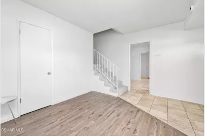 22002 Ybarra Road, Woodland Hills, CA 91364 - Photo 9