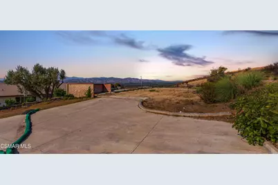 1065 Garrido Drive, Camarillo, CA 93010 - Photo 3