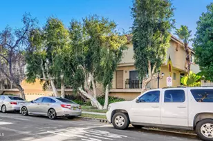 10215 Variel Ave, Chatsworth, CA 91311 - Photo 21