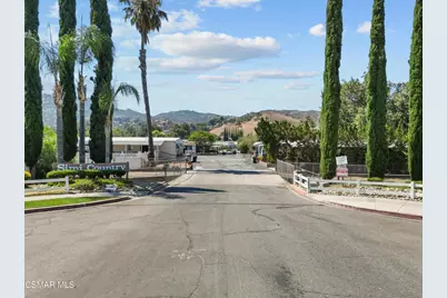 1550 Rory Lane #239, Simi Valley, CA 93063 - Photo 37