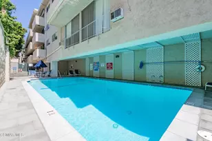 11645 Montana Ave, Los Angeles, CA 90049 - Photo 31