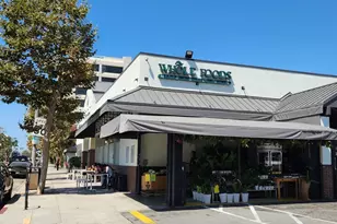 11645 Montana Ave, Los Angeles, CA 90049 - Photo 41