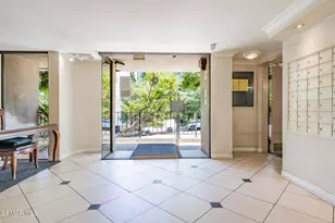 11645 Montana Ave, Los Angeles, CA 90049 - Photo 29