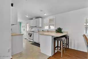 195 Tierra Rejada Road, Simi Valley, CA 93065 - Photo 11