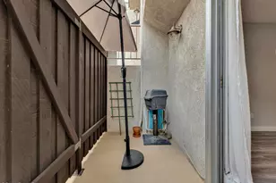 4230 Whitsett Ave, Studio City, CA 91604 - Photo 13