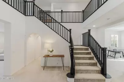 7020 Highgrove Place, Moorpark, CA 93021 - Photo 15