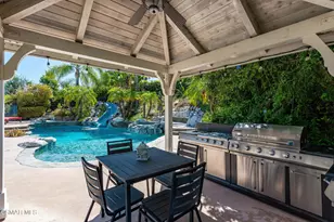 206 Shady Hills Ct, Simi Valley, CA 93065 - Photo 57