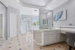 206 Shady Hills Ct, Simi Valley, CA 93065 - Photo 37