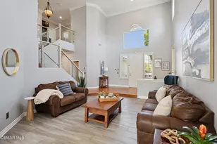 206 Shady Hills Ct, Simi Valley, CA 93065 - Photo 9