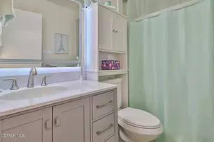 5429 Newcastle Ave, Encino, CA 91316 - Photo 17