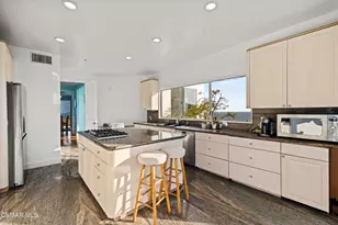 31505 Pacific Coast Hwy, Malibu, CA 90265 - Photo 25