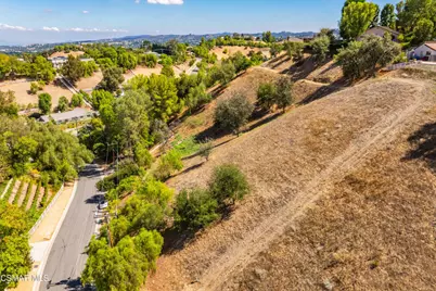 24910 John Fremont Road, Hidden Hills, CA 91302 - Photo 57