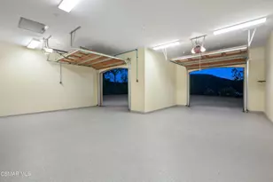 2462 Lost Canyons Dr, Simi Valley, CA 93065 - Photo 69