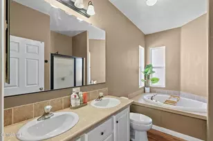 15455 Glenoaks Blvd, Sylmar, CA 91342 - Photo 19
