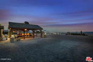 10200 Lilac Ln, Chatsworth, CA 91311 - Photo 11