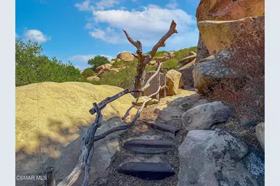 10200 Lilac Lane, Chatsworth, CA 91311 - Photo 45