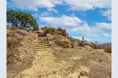 10200 Lilac Lane, Chatsworth, CA 91311 - Photo 47