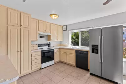 3998 E Celia Court, Simi Valley, CA 93063 - Photo 23