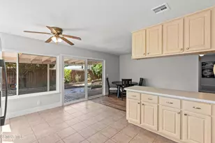 3998 E Celia Ct, Simi Valley, CA 93063 - Photo 25