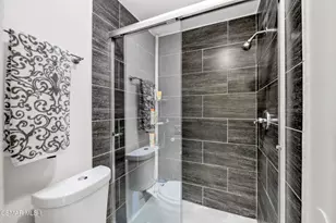 2849 Shoreview Cir, Westlake Village, CA 91361 - Photo 13