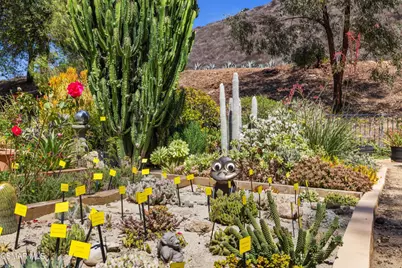 224 Oakleaf Drive #105, Thousand Oaks, CA 91360 - Photo 45