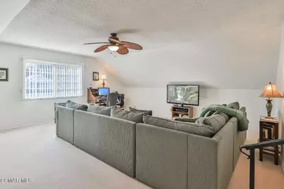 5260 Edgeware Drive, Calabasas, CA 91301 - Photo 33