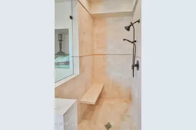 5260 Edgeware Drive, Calabasas, CA 91301 - Photo 23