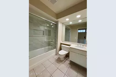 402 Country Club D Drive #D, Simi Valley, CA 93065 - Photo 17