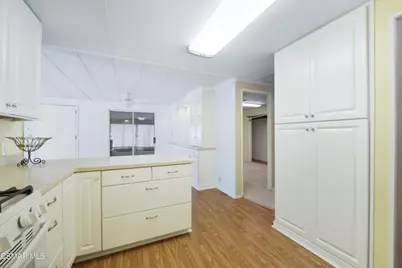 195 Tierra Rejada Road #178, Simi Valley, CA 93065 - Photo 13