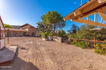 356 E Carlisle Road, Thousand Oaks, CA 91361 - Photo 53